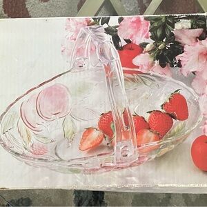 Savoir Vivre Crystal Fruit Basket